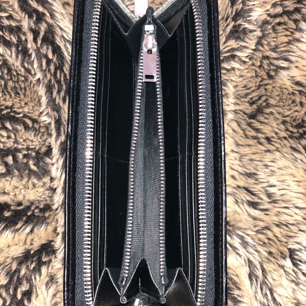 Authentic Saint Laurent Croc Embossed Wallet - Picture 8 of 9